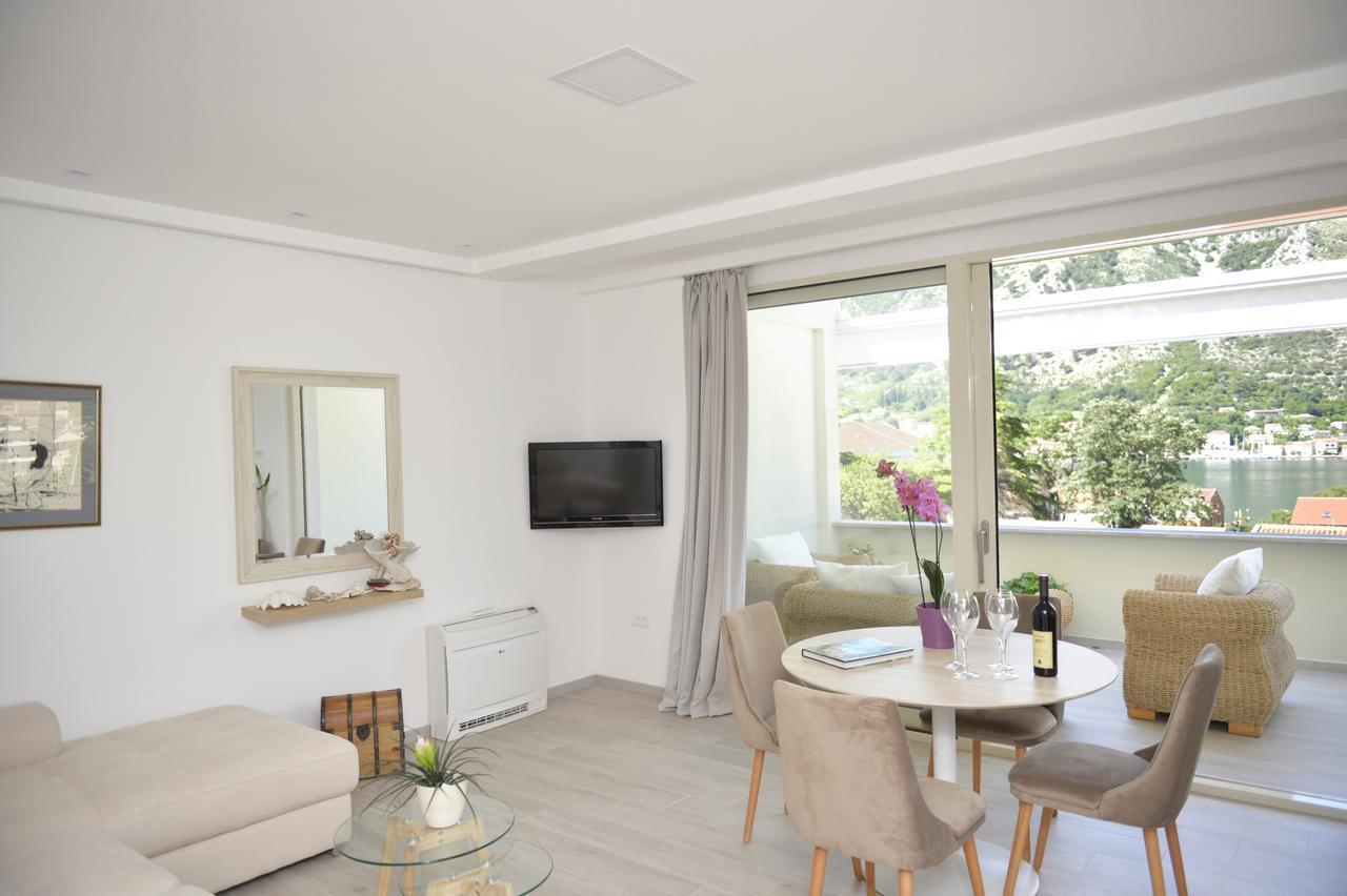 P&I Apartments Jadranska 74,Dobrota 코토르 외부 사진