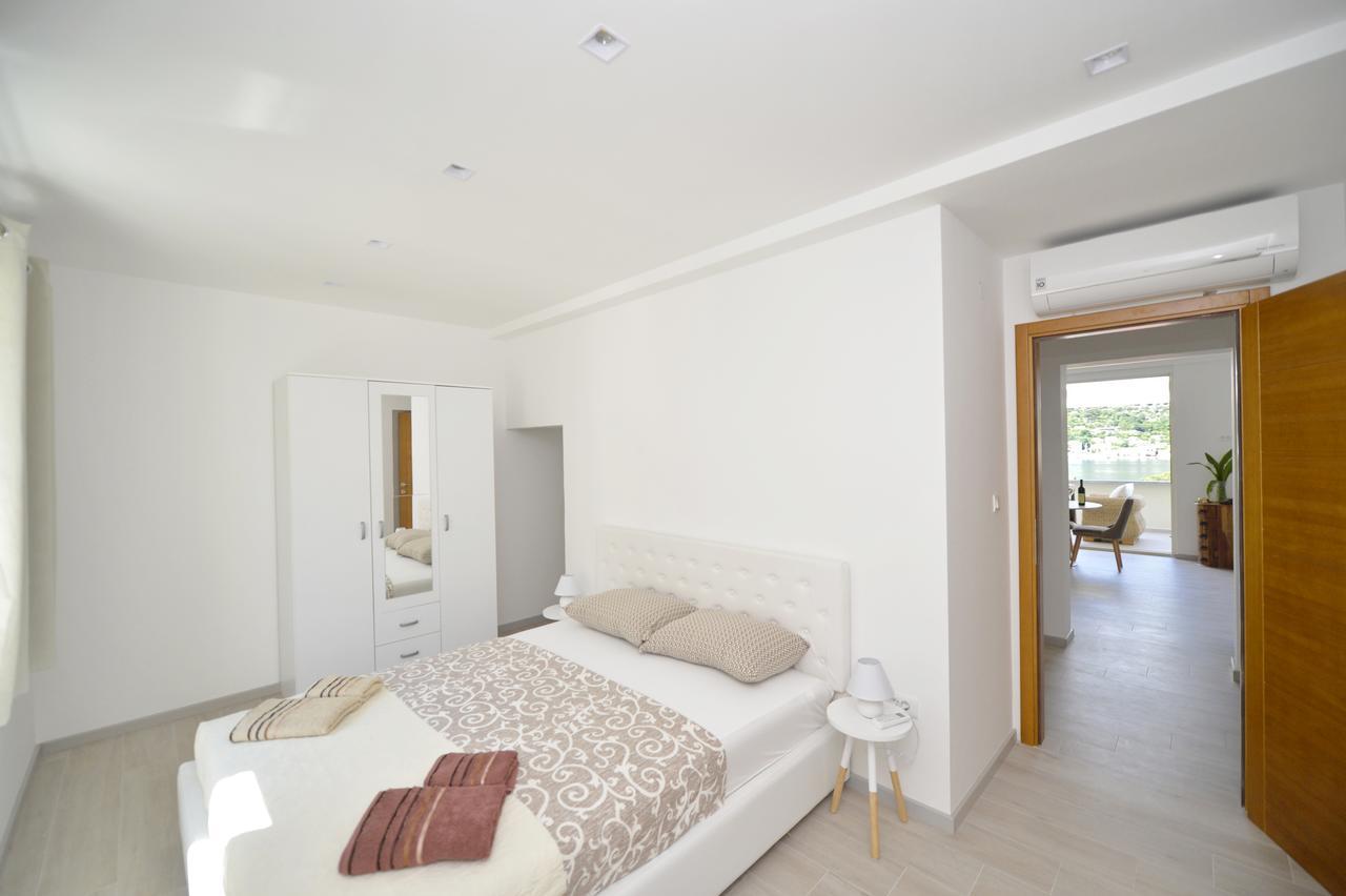 P&I Apartments Jadranska 74,Dobrota 코토르 외부 사진
