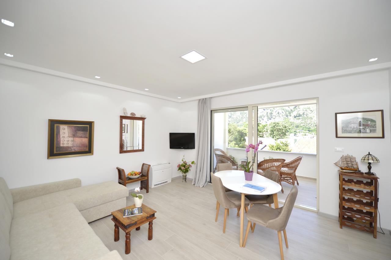 P&I Apartments Jadranska 74,Dobrota 코토르 외부 사진